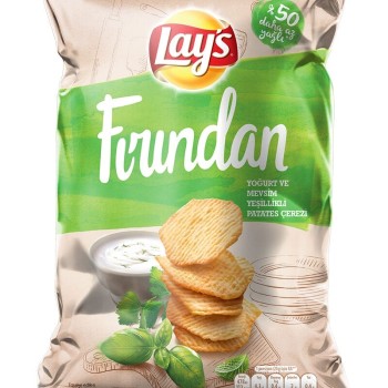 LAYS FROM THE OVEN YOGHURT&SEASSONAL GREENS